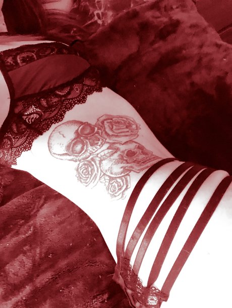 Foto di nudo di fuga di OnlyFans di Scarlett