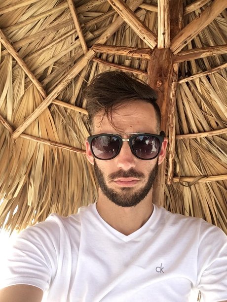 Foto di nudo di fuga di OnlyFans di Deniel