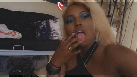 Foto di nudo di fuga di OnlyFans di Goddess Nia 