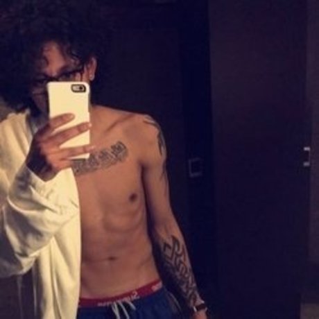 Foto di nudo di fuga di OnlyFans di Renezah