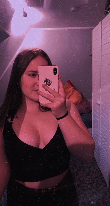 Foto di nudo di fuga di OnlyFans di Nadine