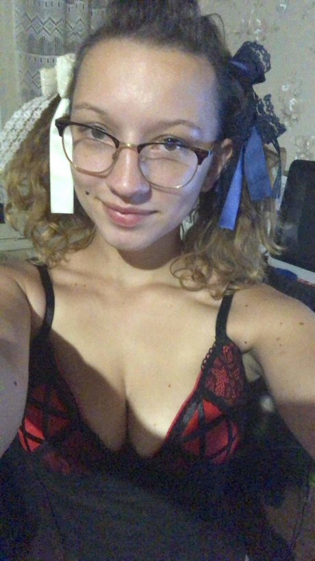 Foto di nudo di fuga di OnlyFans di Darlingatore