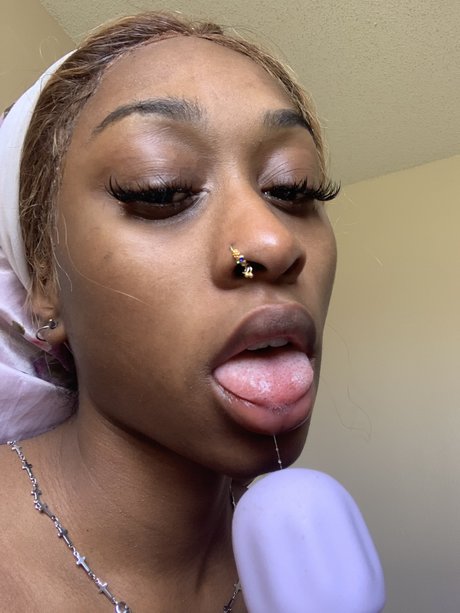 Foto di nudo di fuga di OnlyFans di Bbbbbbb