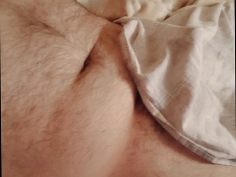 Foto di nudo di fuga di OnlyFans di Rabarbarian