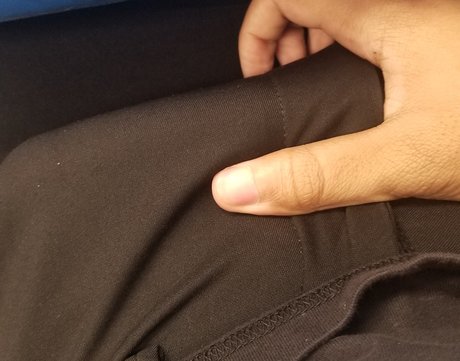 Foto di nudo di fuga di OnlyFans di Supreme