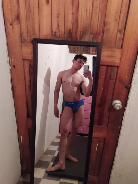 Foto di nudo di fuga di OnlyFans di Robcep6969