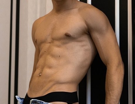 Foto di nudo di fuga di OnlyFans di Phil Boy  Promo