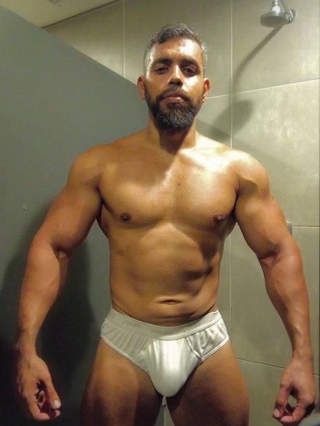 Foto di nudo di fuga di OnlyFans di Ragnarok