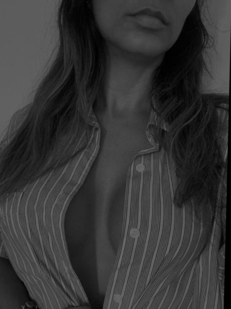 Foto di nudo di fuga di OnlyFans di Nicole