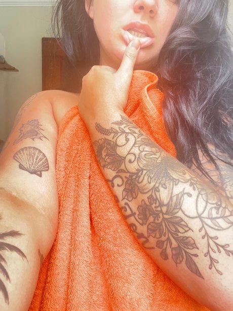 Foto di nudo di fuga di OnlyFans di Annie Miracle