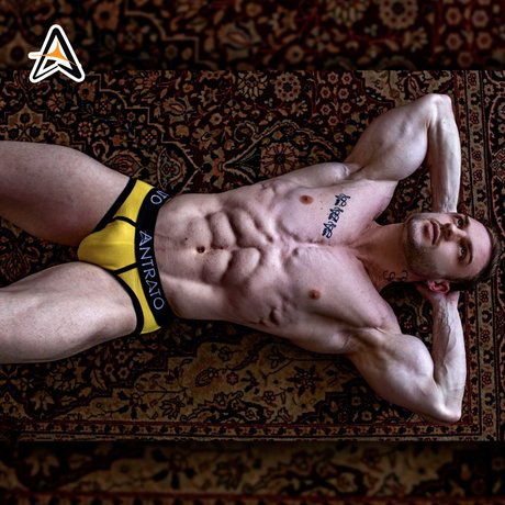 Foto di nudo di fuga di OnlyFans di Gustavo Nicasso