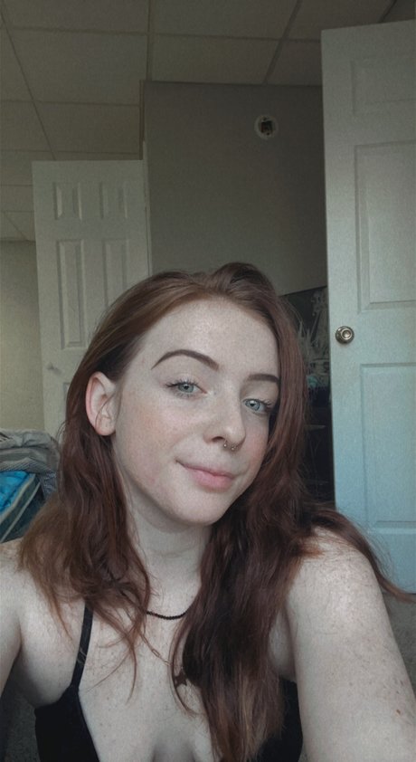 Foto di nudo di fuga di OnlyFans di Madison