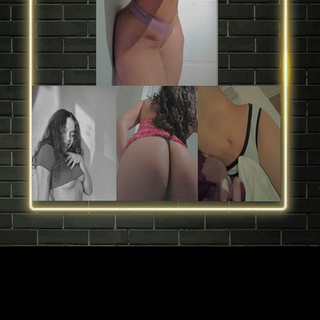 Foto di nudo di fuga di OnlyFans di Adry