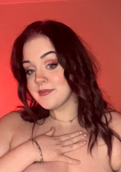Foto di nudo di fuga di OnlyFans di Suxanny 20