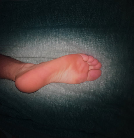 Foto di nudo di fuga di OnlyFans di Musclefeet