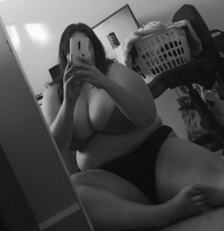 Foto di nudo di fuga di OnlyFans di Purpleheart1995