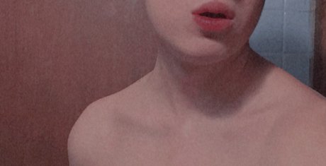 Foto di nudo di fuga di OnlyFans di Santi Gomitas