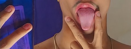 Foto di nudo di fuga di OnlyFans di Darwin Daniel