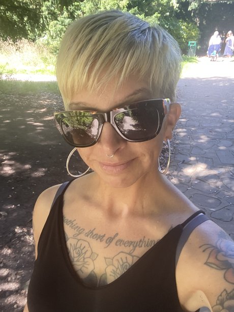 Foto di nudo di fuga di OnlyFans di Pixie