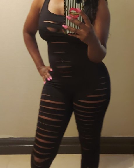 Foto di nudo di fuga di OnlyFans di Hot Chocolate