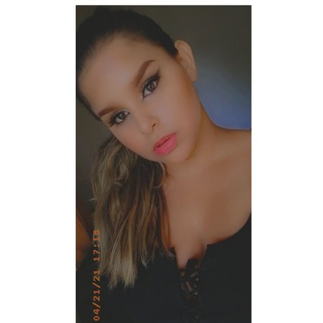 Foto di nudo di fuga di OnlyFans di Karen Alava