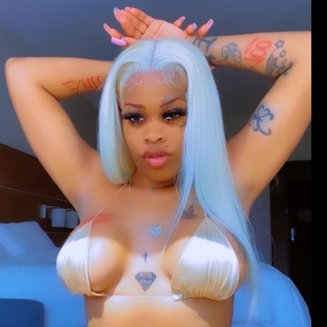 Foto di nudo di fuga di OnlyFans di Jessii