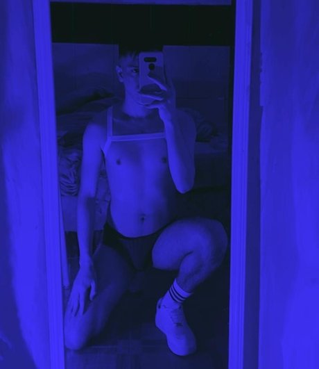 Foto di nudo di fuga di OnlyFans di Nico