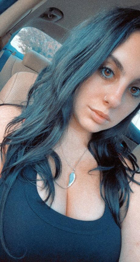 Foto di nudo di fuga di OnlyFans di Randa