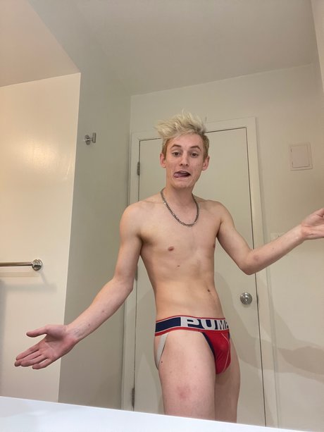 Foto di nudo di fuga di OnlyFans di Tristan Meyers