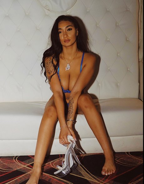 Foto di nudo di fuga di OnlyFans di Princess