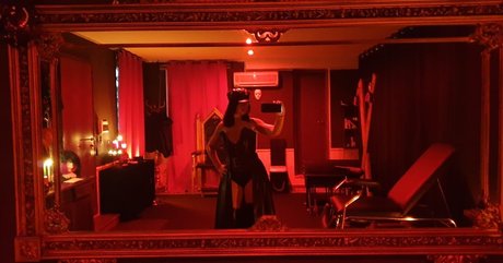Foto di nudo di fuga di OnlyFans di Mistress Min  Femdom