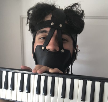 Foto di nudo di fuga di OnlyFans di Puptreblenyc