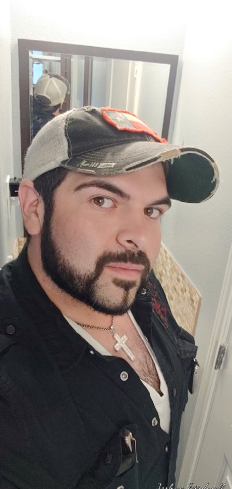 Foto di nudo di fuga di OnlyFans di Josh
