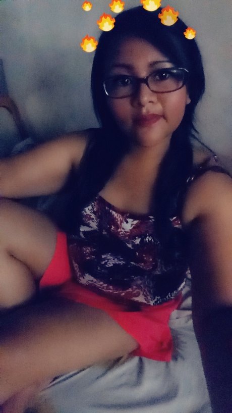 Foto di nudo di fuga di OnlyFans di Liz Chvz