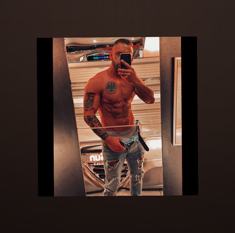 Foto di nudo di fuga di OnlyFans di Deandukes