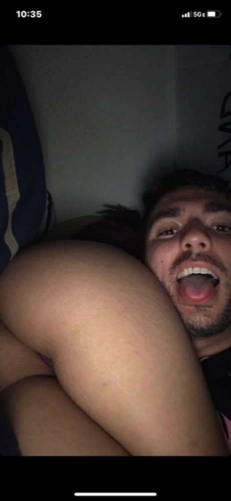 Foto di nudo di fuga di OnlyFans di Kalep