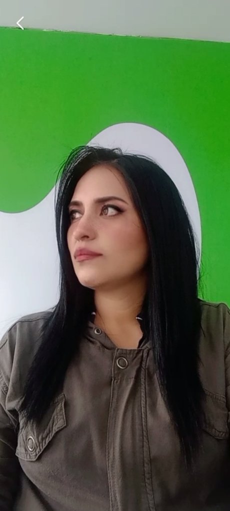 Foto di nudo di fuga di OnlyFans di Katherin