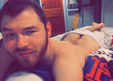 Foto di nudo di fuga di OnlyFans di Dev