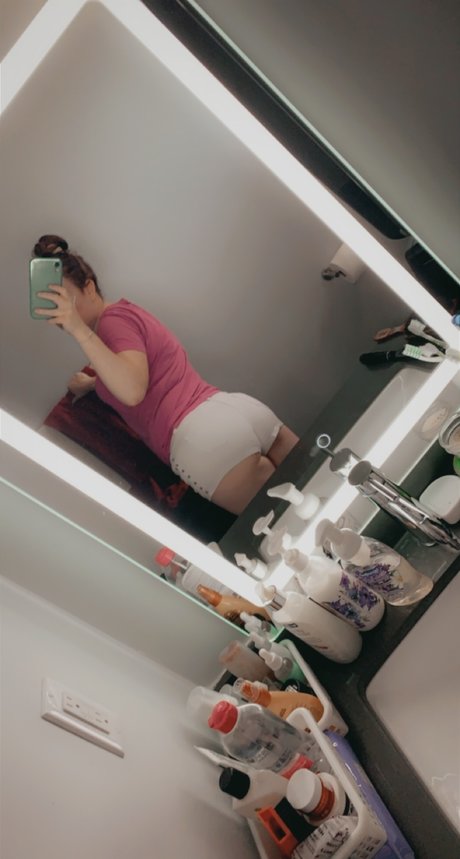 Foto di nudo di fuga di OnlyFans di Ms Beauty