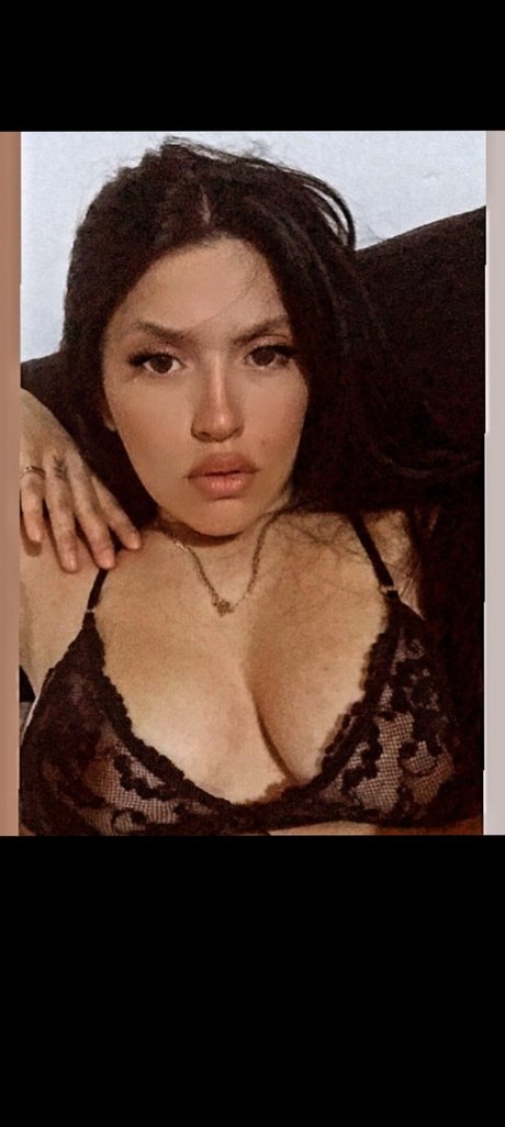 Foto di nudo di fuga di OnlyFans di Loba 