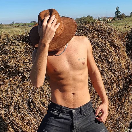 Foto di nudo di fuga di OnlyFans di John Rios