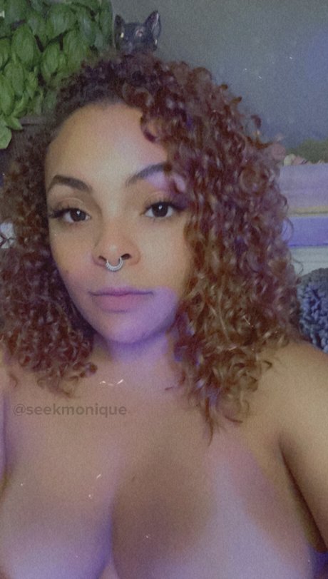 Foto di nudo di fuga di OnlyFans di Monique