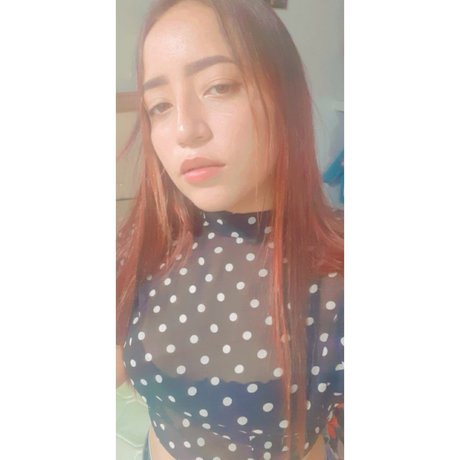 Foto di nudo di fuga di OnlyFans di Saritawg