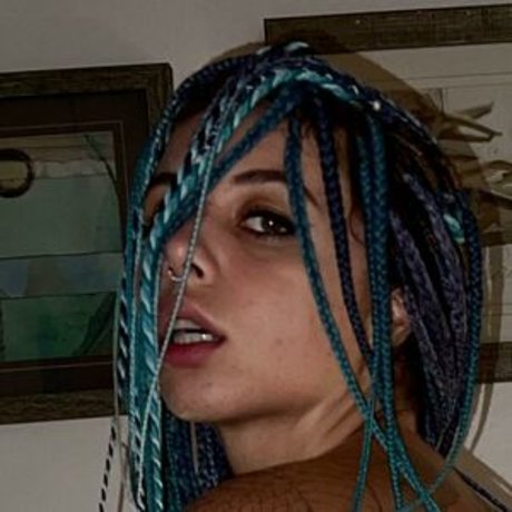 Foto di nudo di fuga di OnlyFans di Lllisha