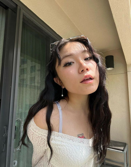 Foto di nudo di fuga di OnlyFans di Sueyepa