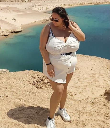 Foto di nudo di fuga di OnlyFans di Laura Chiaramonte