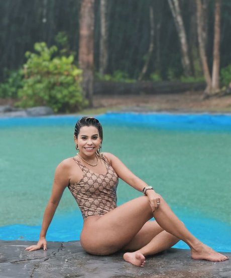 Foto di nudo di fuga di OnlyFans di Patrcia Alencar