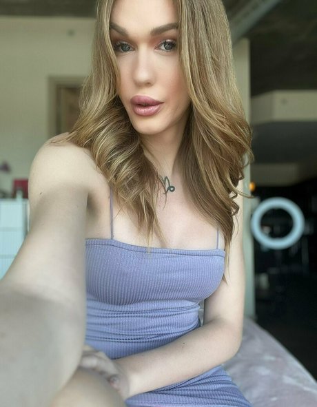 Xcrystalthayerx