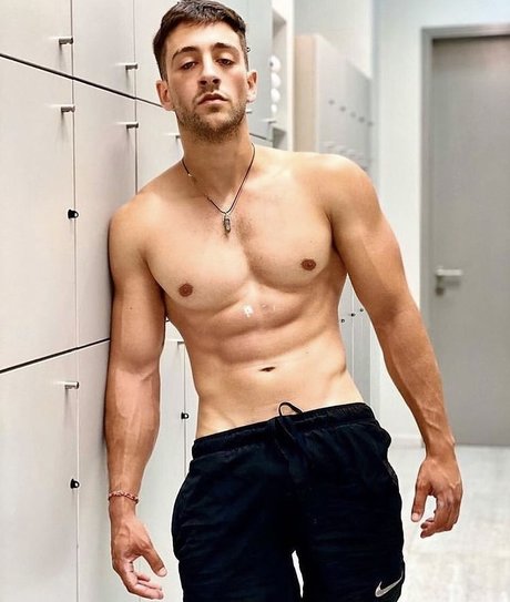 Foto di nudo di fuga di OnlyFans di Noah Pells
