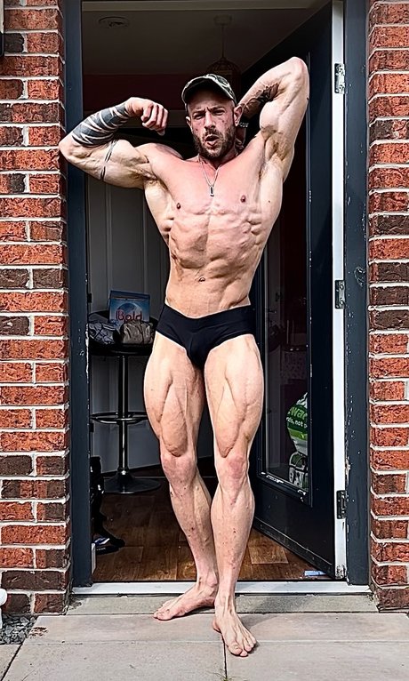 Foto di nudo di fuga di OnlyFans di  Raz 